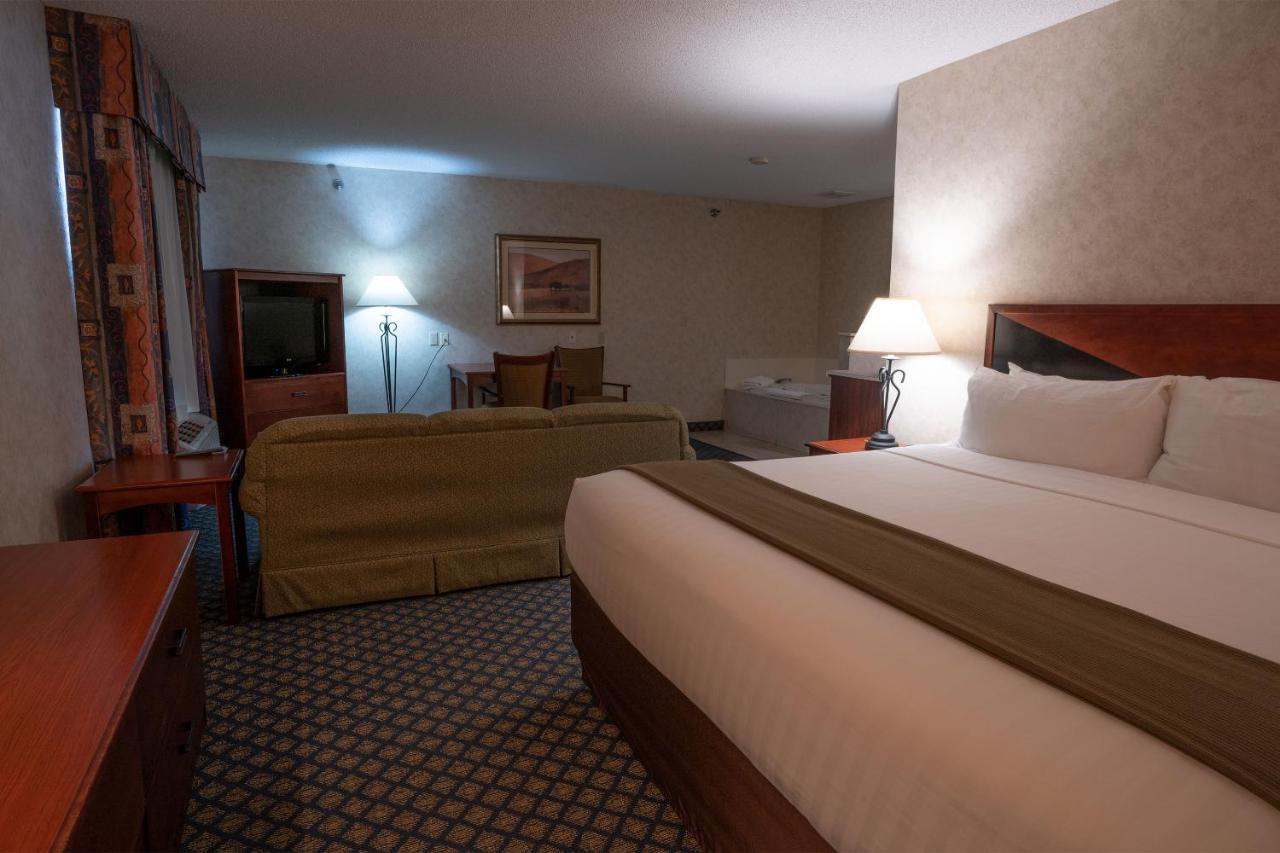 Hotel Miles &